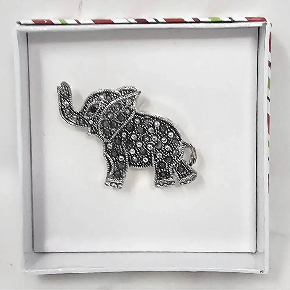 Elephant Brooch Pin Rhinestones Silver Tone